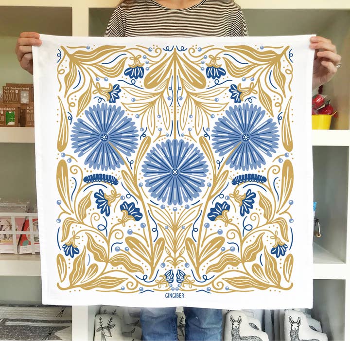 Gingiber - Wholesale Tea towel - Blue Caterpillar Tea Towel – Nature-Inspired Decor5