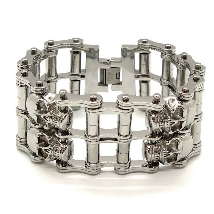 Bracciale a catena per motocicletta in acciaio inossidabile con design a doppio teschio, larghezza 1,5 pollici, completamente nuovo, SK1180 per la vendita all'ingrosso da parte di Heavy Metal Jewelry