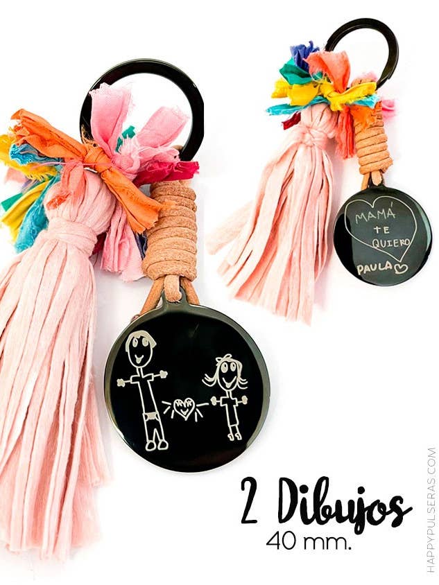 Llavero titanio borlón medalla titanio con 2 DIBUJOS . para venta al por mayor de Happypulseras