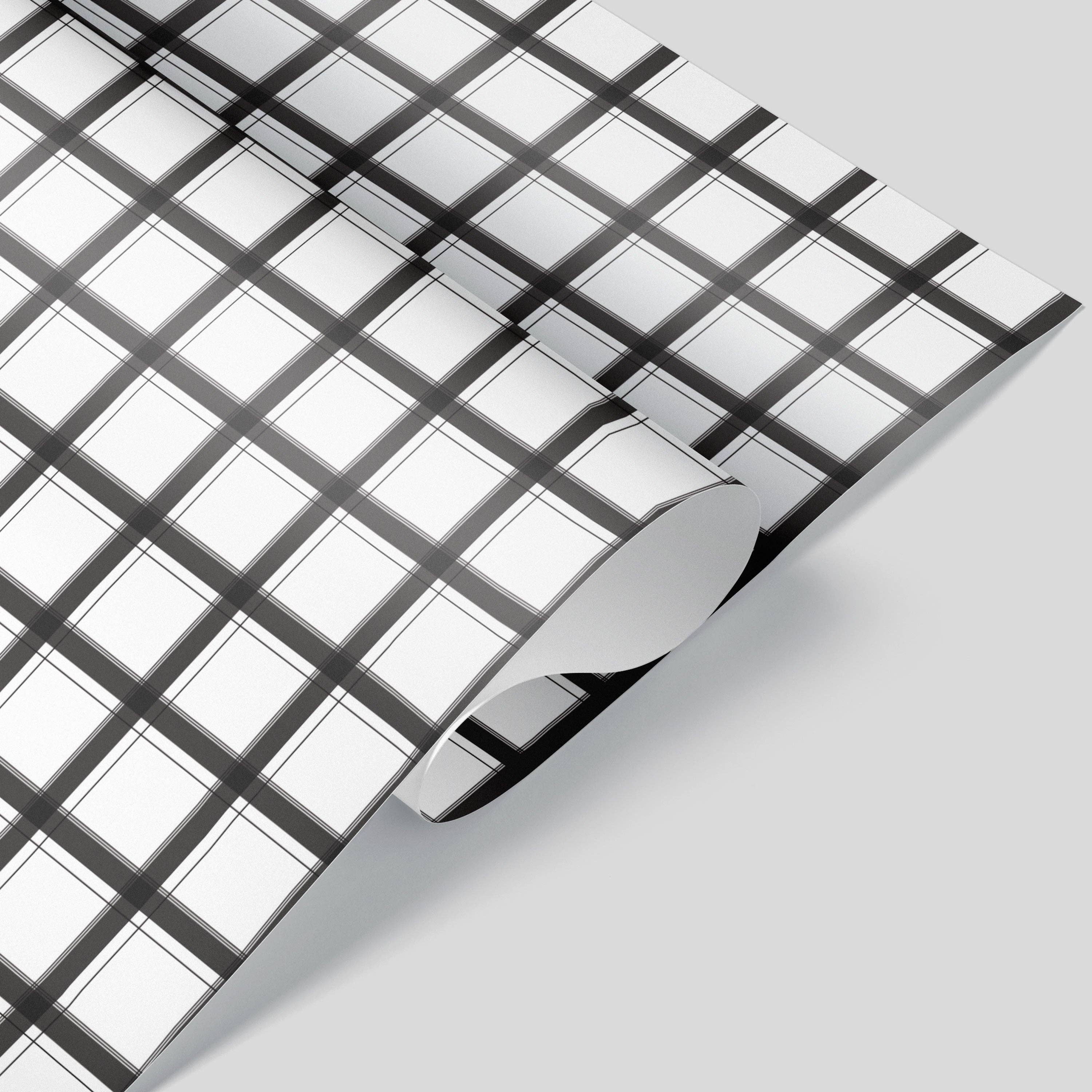Kartoti Designs - Vente Rouleau de papier cadeau - Papier cadeau à carreaux noir et blanc Plaidtastic1