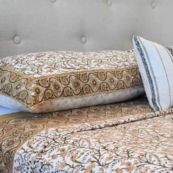 Thread To Form - Wholesale Sheet Set - Vintage Bloom Bed Sheet Set1