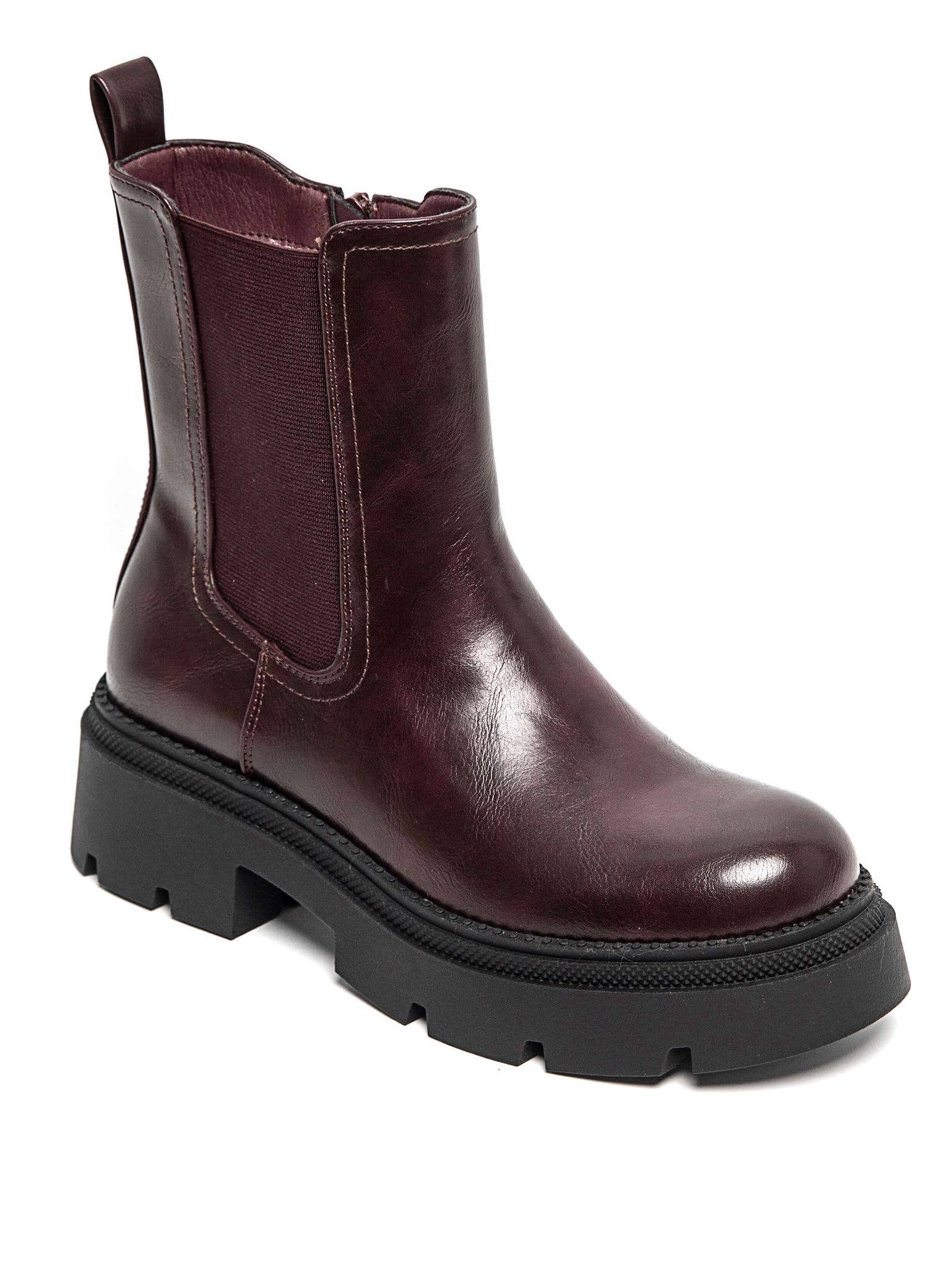 No Doubt Shoes - Wholesale Chelsea Boots - Women's - FAUX LEATHER CHELSEA BOOTS WITH CHUNKY OUTSOLE3