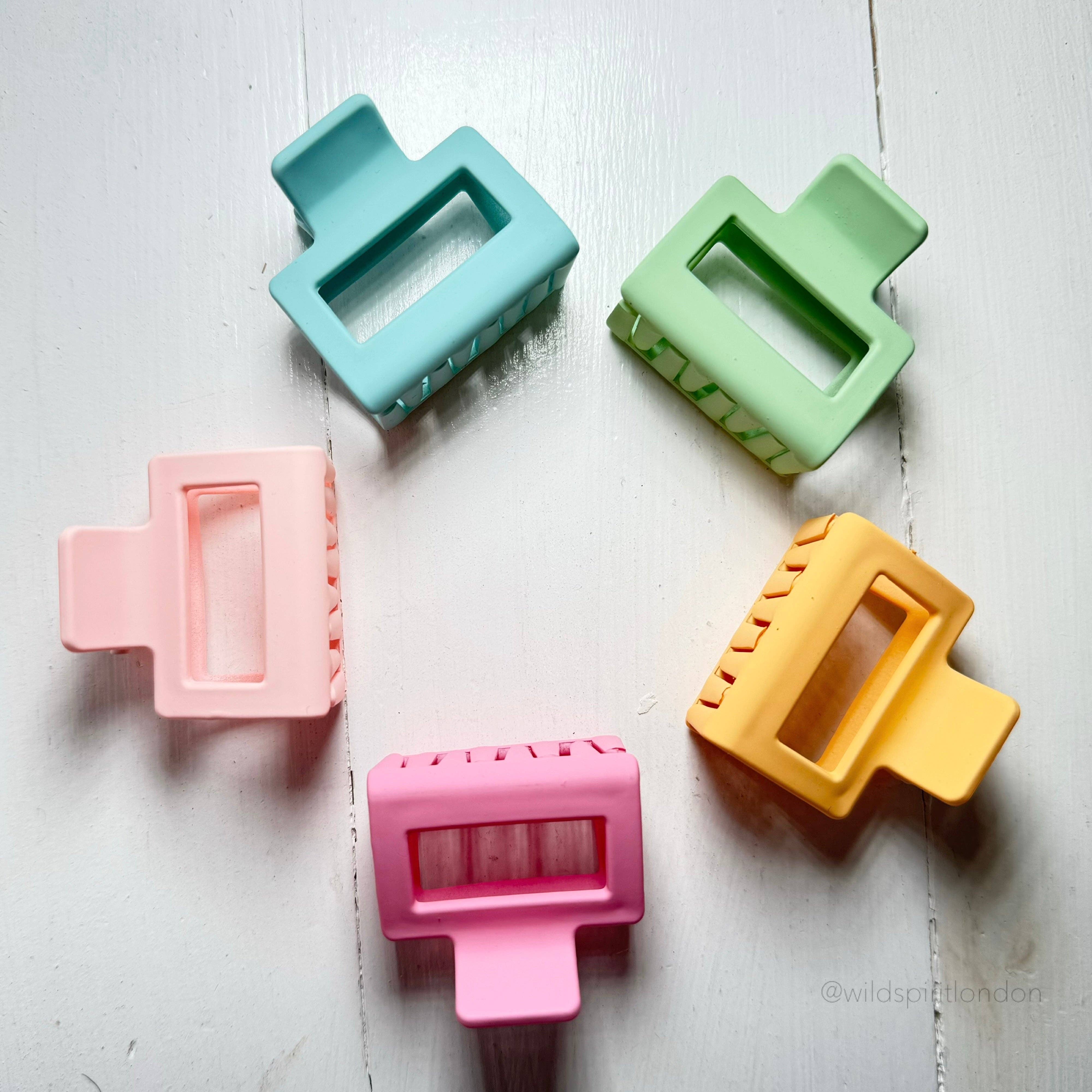 Wild Spirit London - Wholesale Hair Clip - Women's - Pack of 5 Midi Square Hair Claws MIX C0