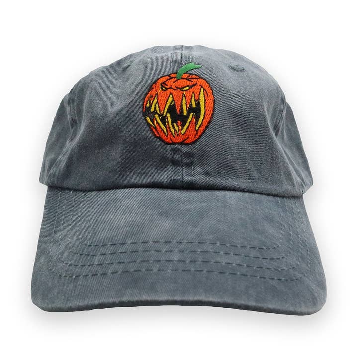 Casquette Vintage Nuit de la Tête de Citrouille pour la vente par Hungry Ghost Press
