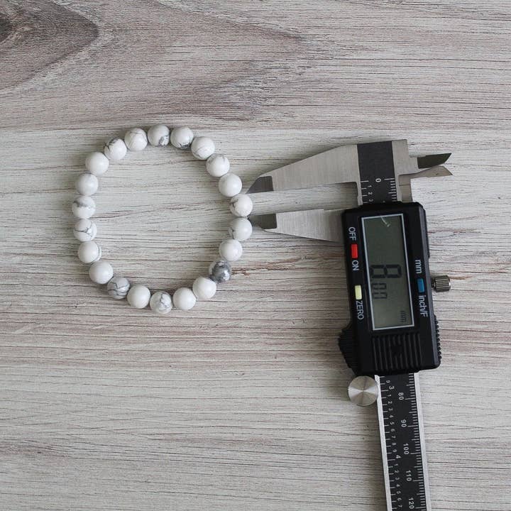 Pebble House - Wholesale Beaded Bracelet - Howlite Bracelet 4mm/6mm/8mm - Crystals & Stones4