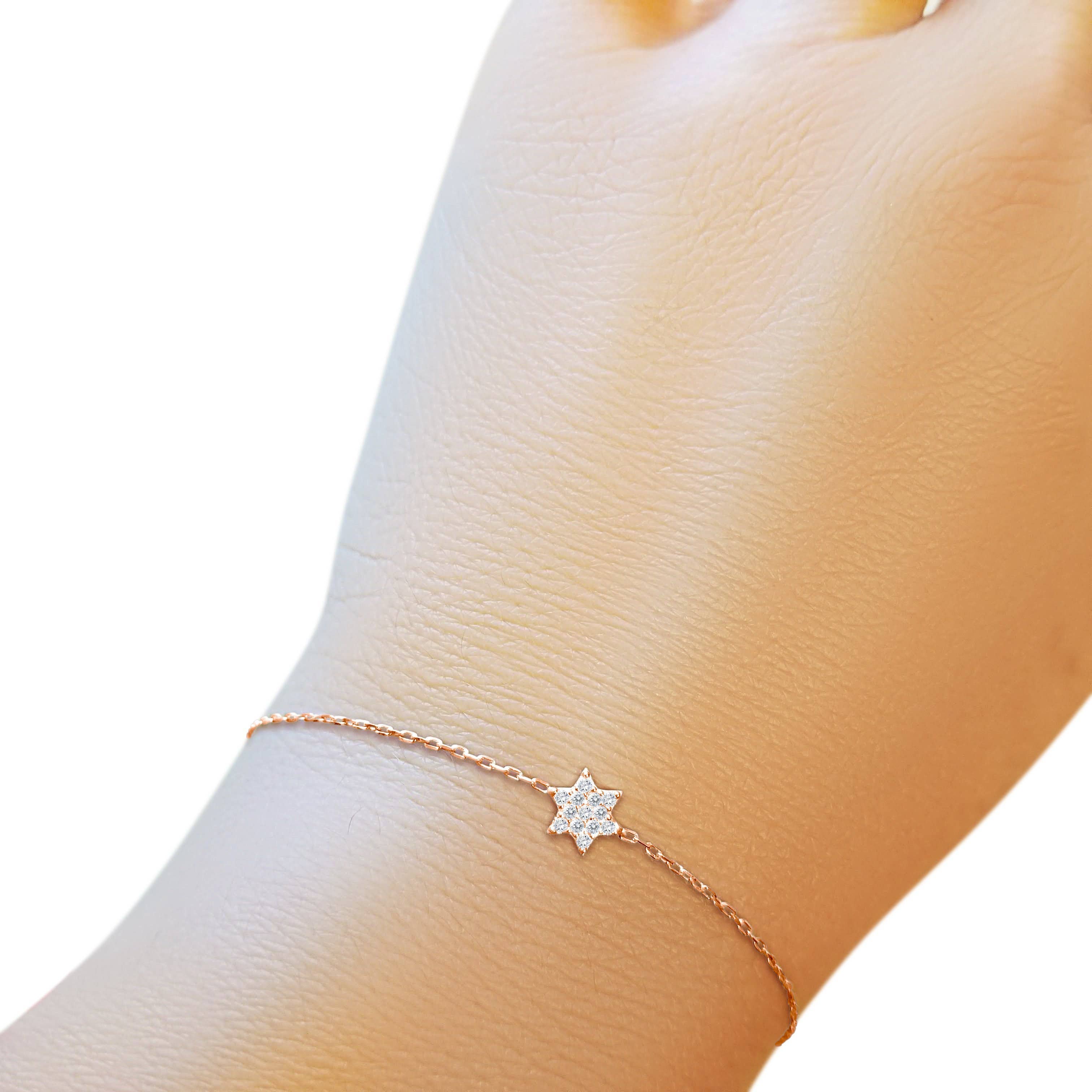 ALEF BET JEWELRY – Großhandel Kette mit Anhänger/Charm – Halskette oder Armband mit jüdischem Stern — klein und niedlich für jeden1