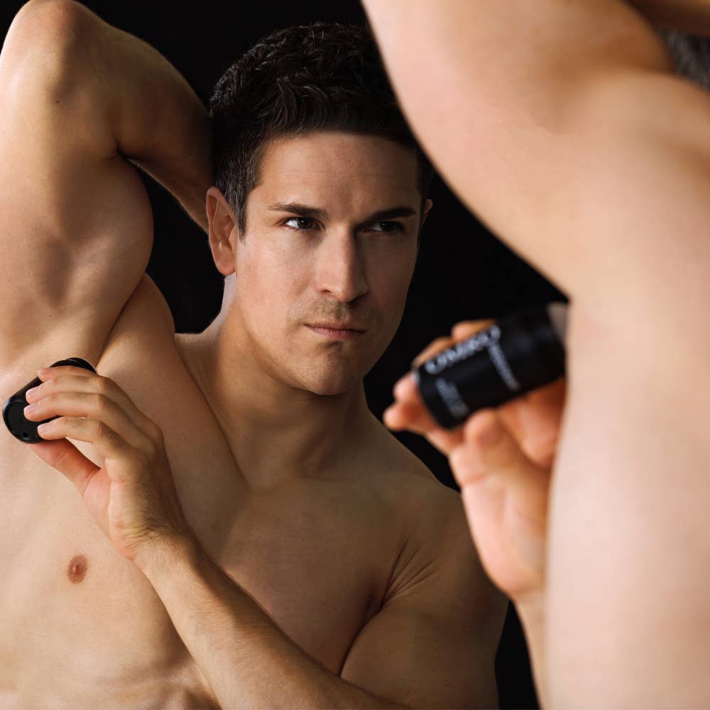 OMRO - Christian Fraisl - Vendita all'ingrosso Deodorante - Uomo - Deodorante naturale 2 fasi rinfrescante, lenitivo, lunga durata2