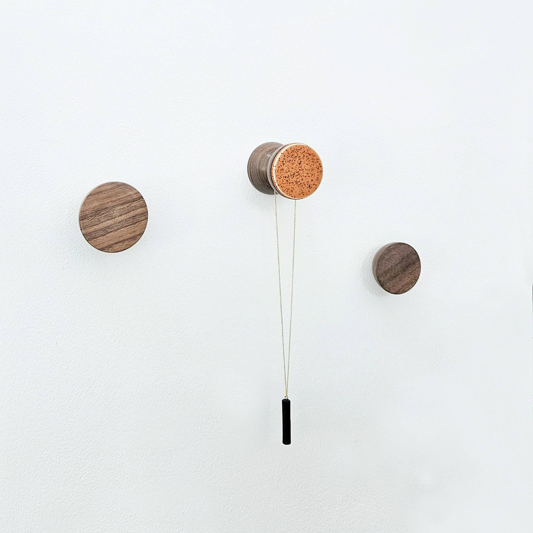 5mm Paper - Vendita all'ingrosso Gancio da parete - Gancio da parete a pomello in legno di noce massiccio2