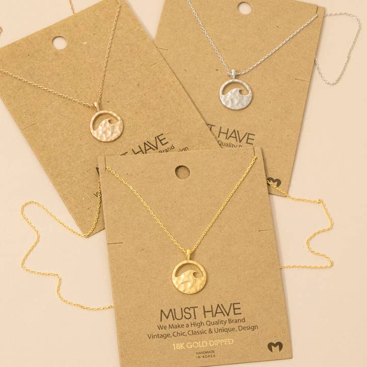 Colar de pingente de moeda de onda martelada por atacado de Fame Accessories