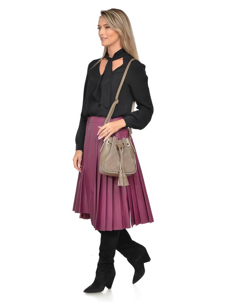 AW25 LV 8192T FANGO voor wholesale door Luisa Vannini