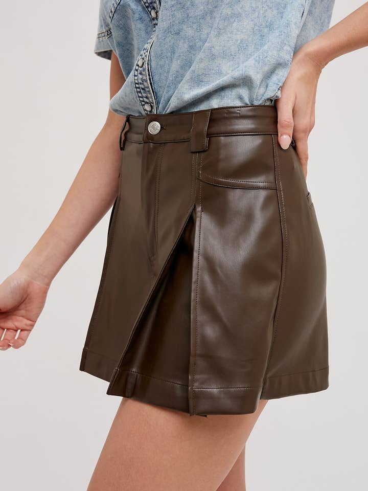 Bluivy – wholesale Skort – Women's – FRONT PLEATED FAUX LEATHER SKORTS10
