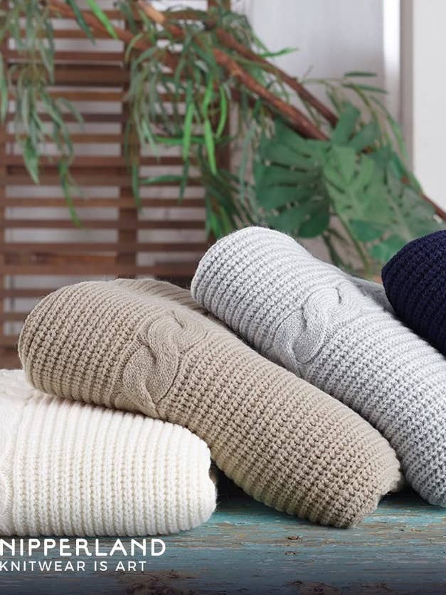 Cable Knitted Throw Blanket for Couch – 50x60 Wool Blend for wholesale by Nipperland