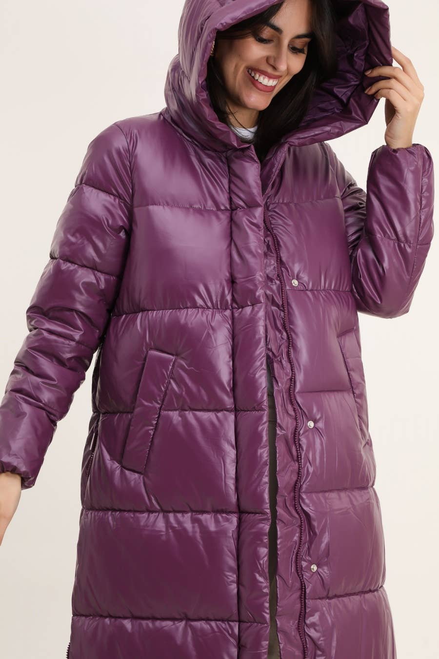 Attrait Paris - Wholesale Puffer Jacket - Women's - Extra long puffer jacket with metallic hood14