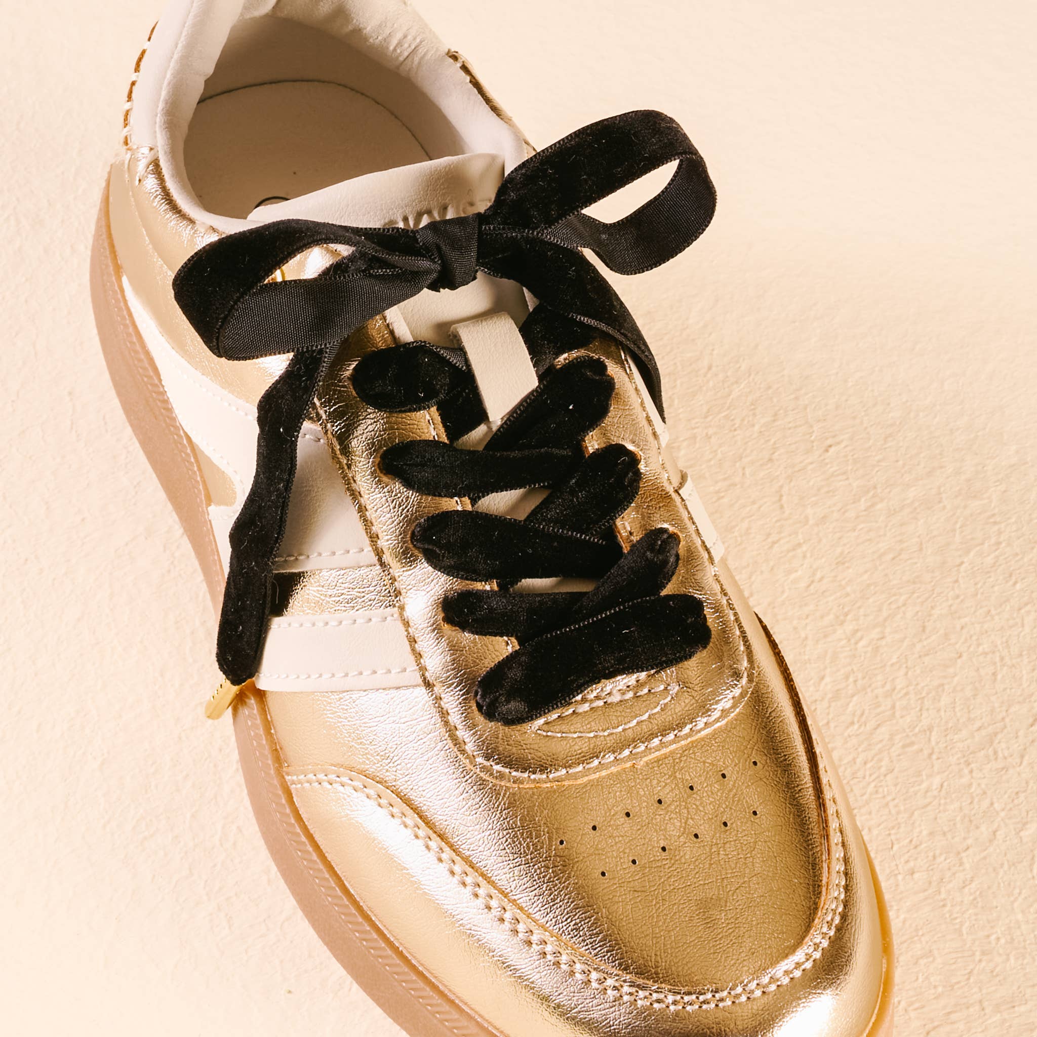 The Darling Effect - Wholesale Shoelaces - Women's - Step It Up Shoelaces-Velvet Black0