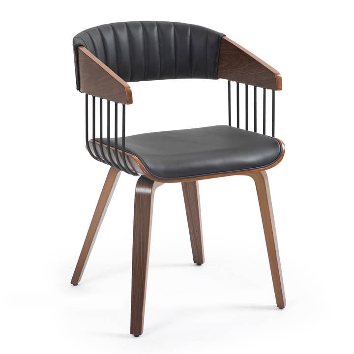 Chaise de salle à manger en similicuir Beaumont avec cadre en noyer pour la vente par Glamour Home