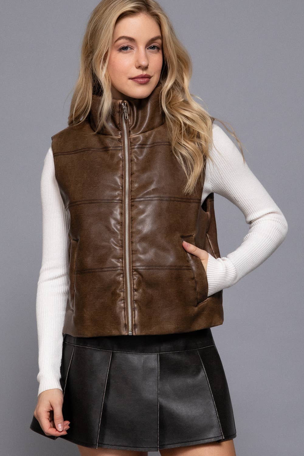 42POPS - Wholesale Outerwear Vest - Women's - ,,..0812 Wash Effect Faux Leather Vest SI-283361