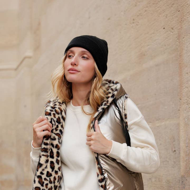 Veste en fourrure léopard réversible à capuche sans manche et autres tendances Résultats pour gilet sans manches en vente B2B. Retours gratuits et paiement à 60 jours sur Faire sur Faire.