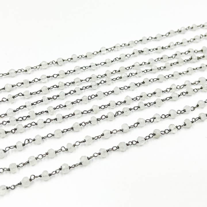 Chaîne en argent sterling 925 oxydée avec pierre de lune blanche. WMS19 pour la vente par Jewels & Chains