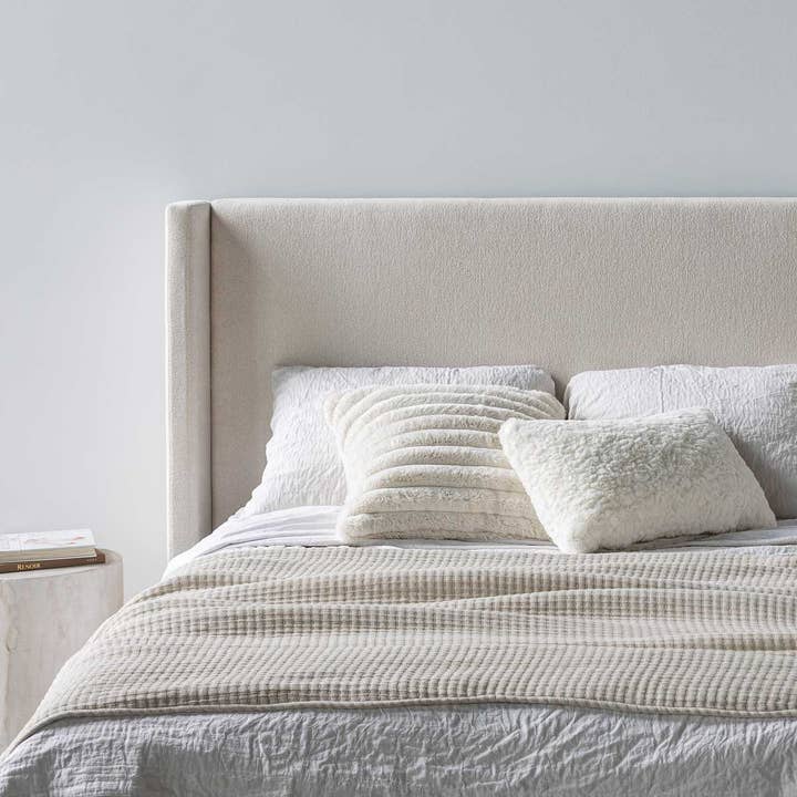 Style In Form - Wholesale Bed - Lourdes King Storage Drawer Bed - Cream3