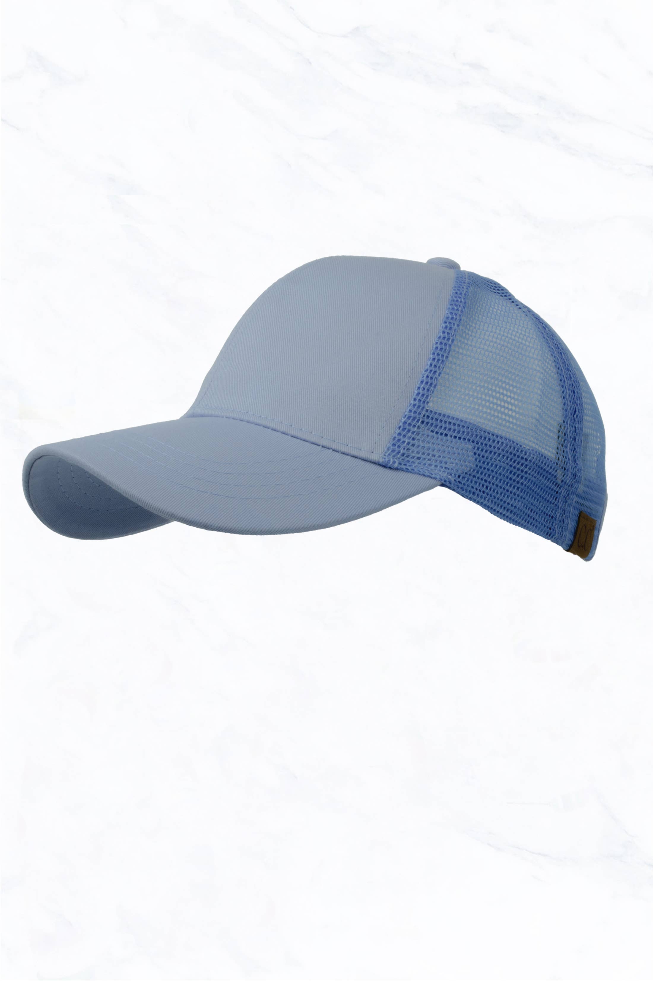 Suzie Q USA – wholesale Hästsvanskeps - Dam – Suzie Q USA CC-märke keps med hål för hästsvans och nät2