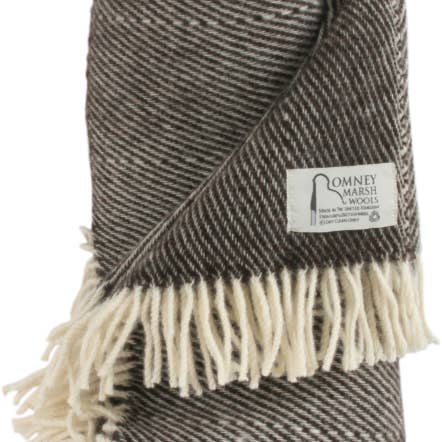 Blackthorn Traditional Throw for wholesale by Romney Marsh Wools