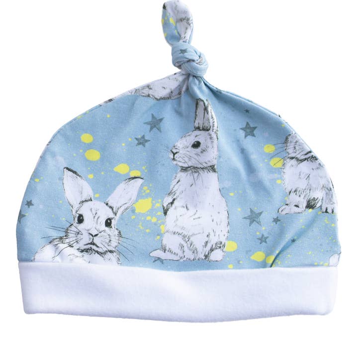 Chapeau Noué Bébé Lapins Bleus pour la vente par My Mini Munch