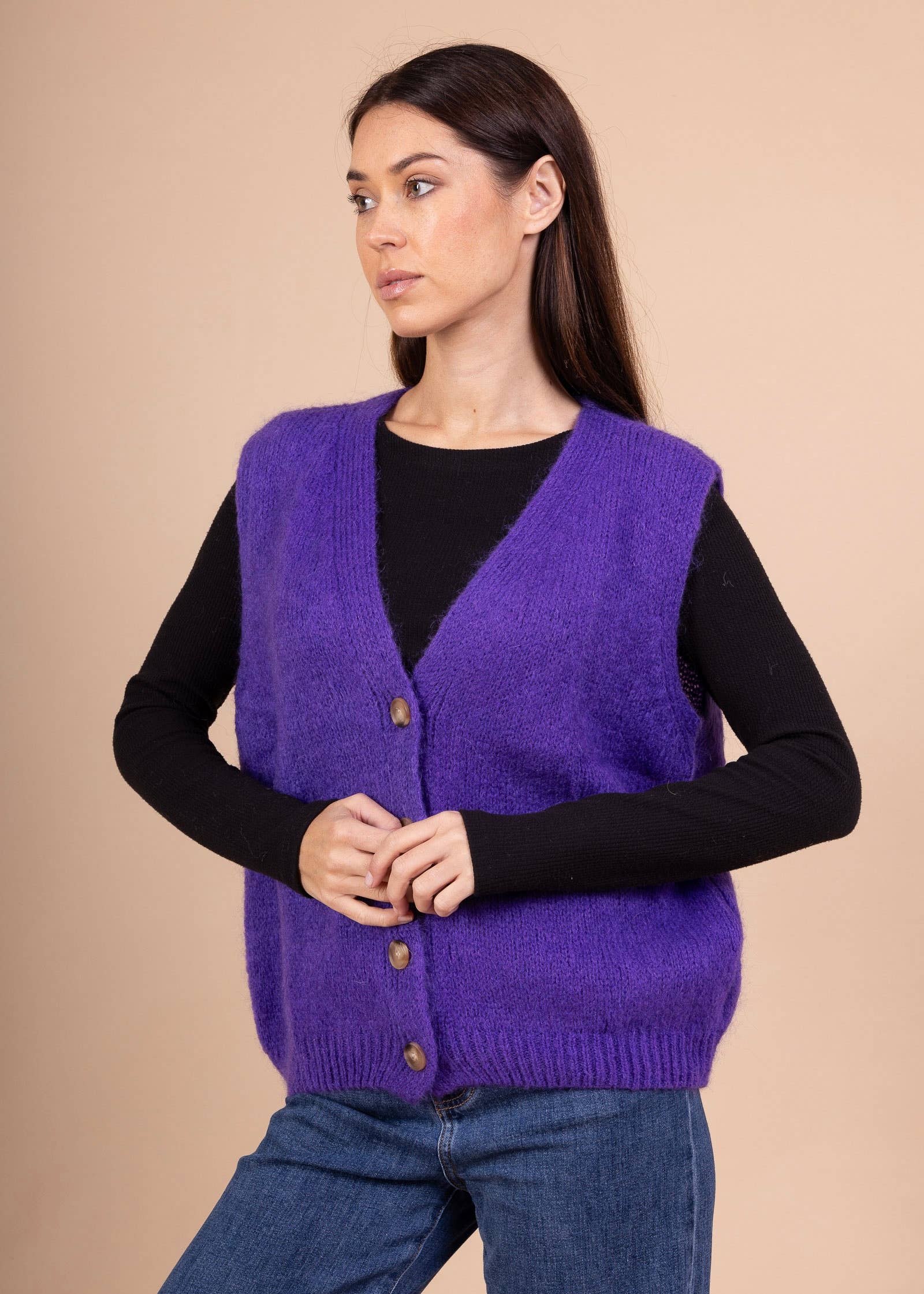 LINEN & COTTON HOUSE - Wholesale Sweater Vest - Women's - Sleeveless sweater with buttons 507144