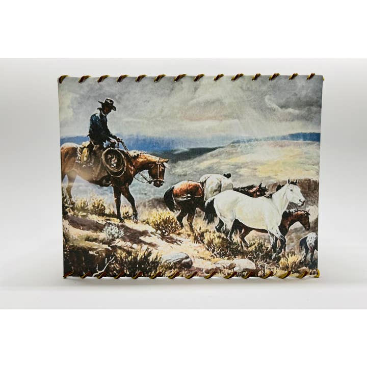 Abat-jour rectangulaire Mustang Gathering Large pour la vente par Red Dirt Ranch Clothing Company