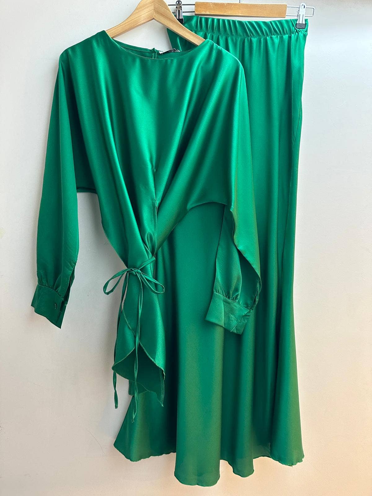 LORIANE - Wholesale Top & Skirt Set - Women's - 10522 one size long top + skirt set6