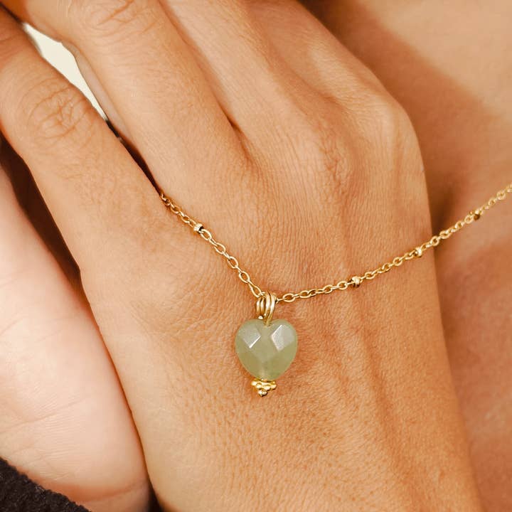 Collier Chaîne à Perles Facettées en Agate Naturelle en Forme de Cœur pour la vente par Vachana