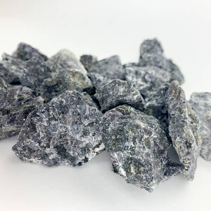 Pelham Grayson Rose - Vendita all'ingrosso Pietra/cristallo spirituale - Mystic Merlinite/Indigo Gabbro | Ruvido | 1 kg | Madagascar4