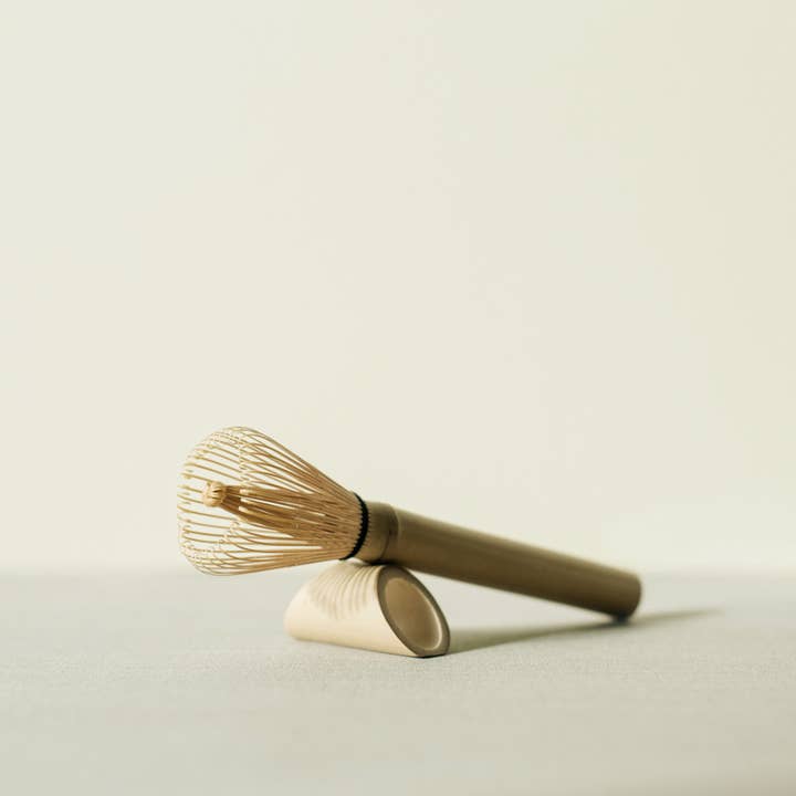 Matchæologist - Wholesale Garde - Full-Hand Chasen matcha-klopper2