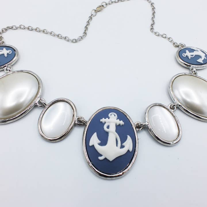 Fizz - Wholesale Pendant/Charm Necklace - Seven Cabochon "Grand" Necklace15