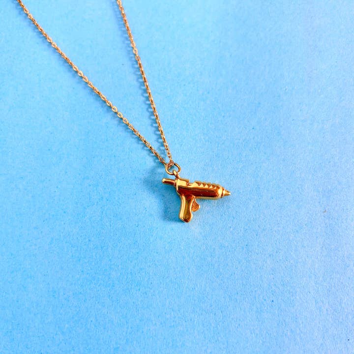 The Peach Fuzz - Vente Colliers à pendentif - Collier pistolet à colle chaude7