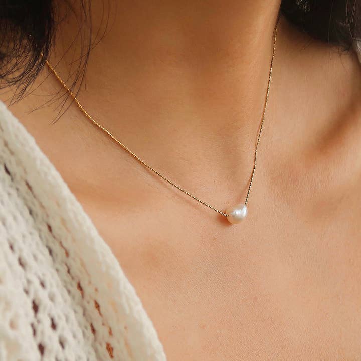 Yellow Gold Kinney Non-Tarnish Natural Pearl Necklace for wholesale on Faire