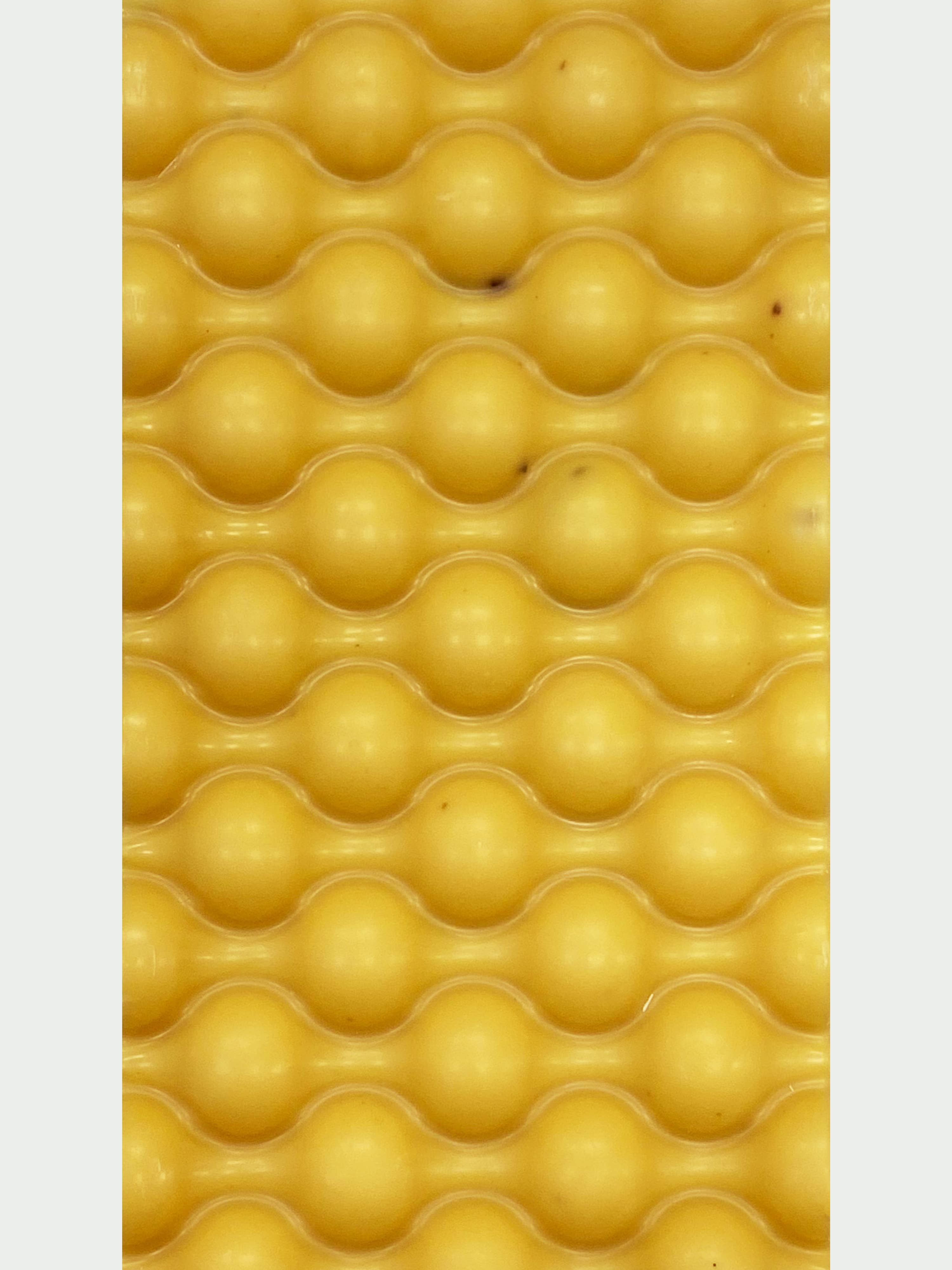 Deux Cranes - Wholesale Chocolate Bar - Passionfruit Chocolate Bar (Dairy Free)1