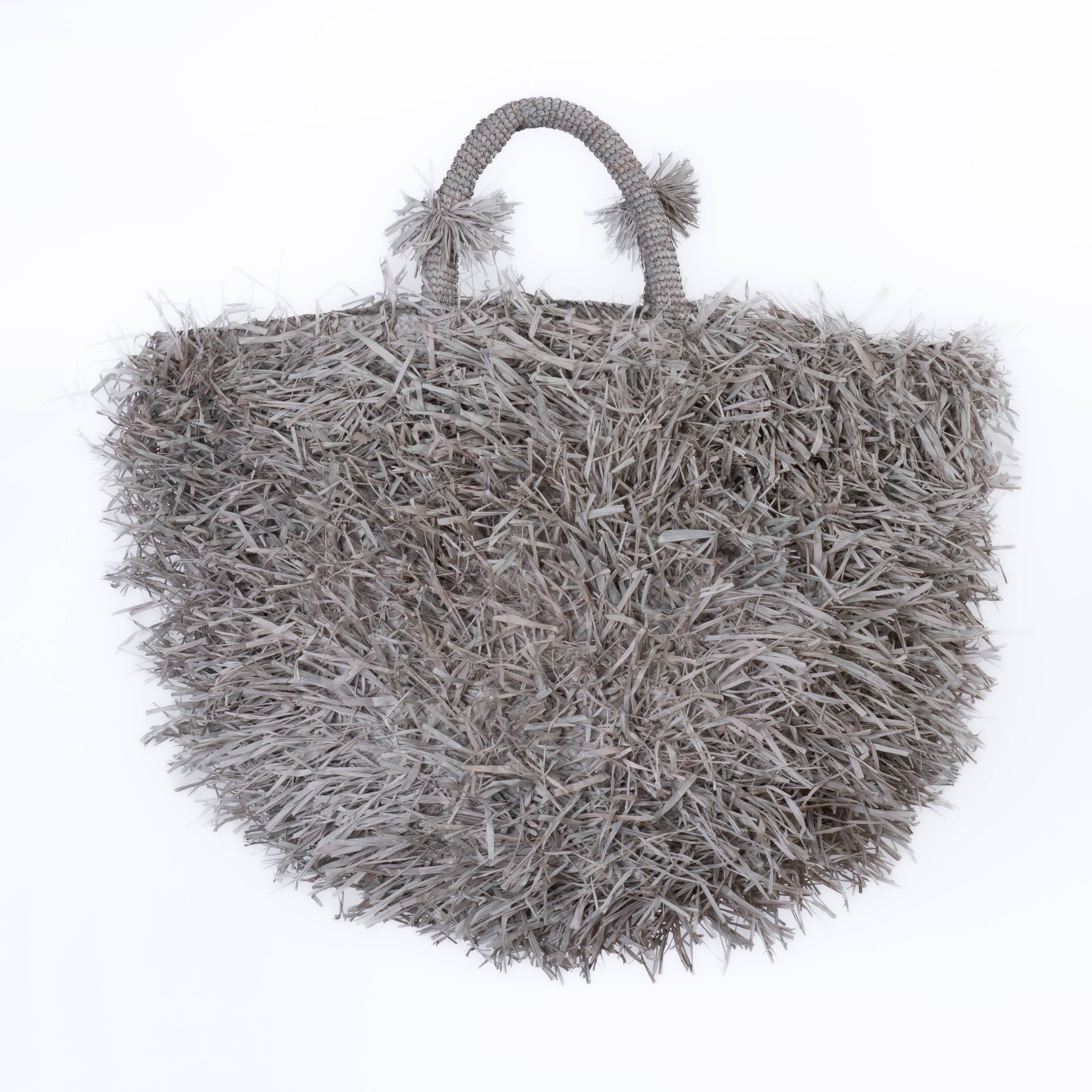 SANS-ARCIDET PARIS – Großhandel Strandtaschen – Runde Strandtasche SS25 mit handgefertigten Fransen16