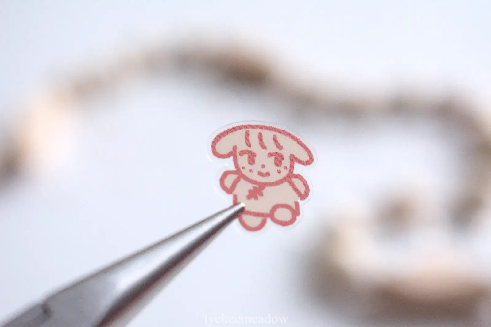 Lycheemeadow - Vente Autocollant - Il est là !!! Feuille d'autocollants transparente2