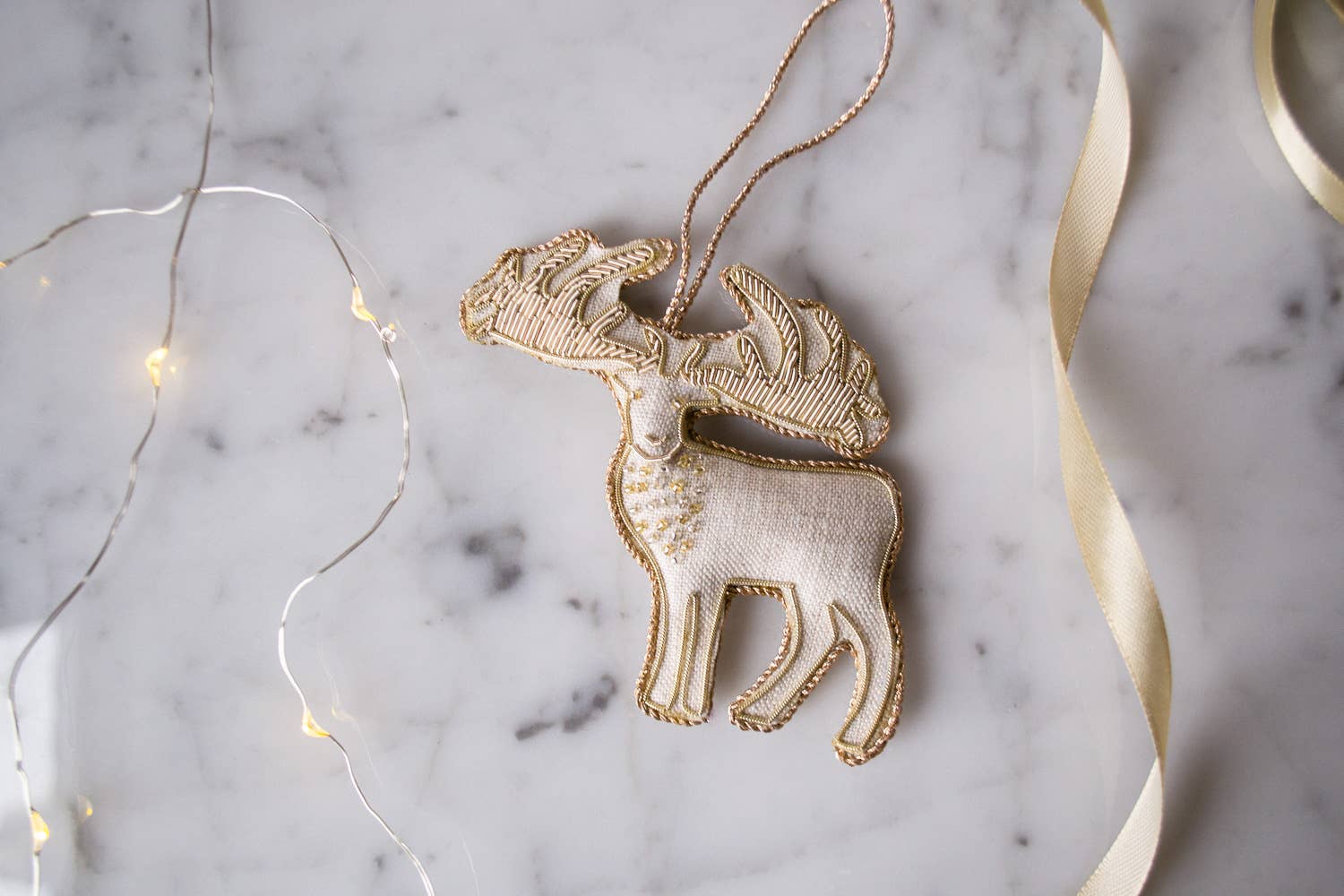 Katie Larmour Linen - Wholesale Ornament - Handgemaakte Ierland Great Irish Elk kerstboomhanger van Iers linnen