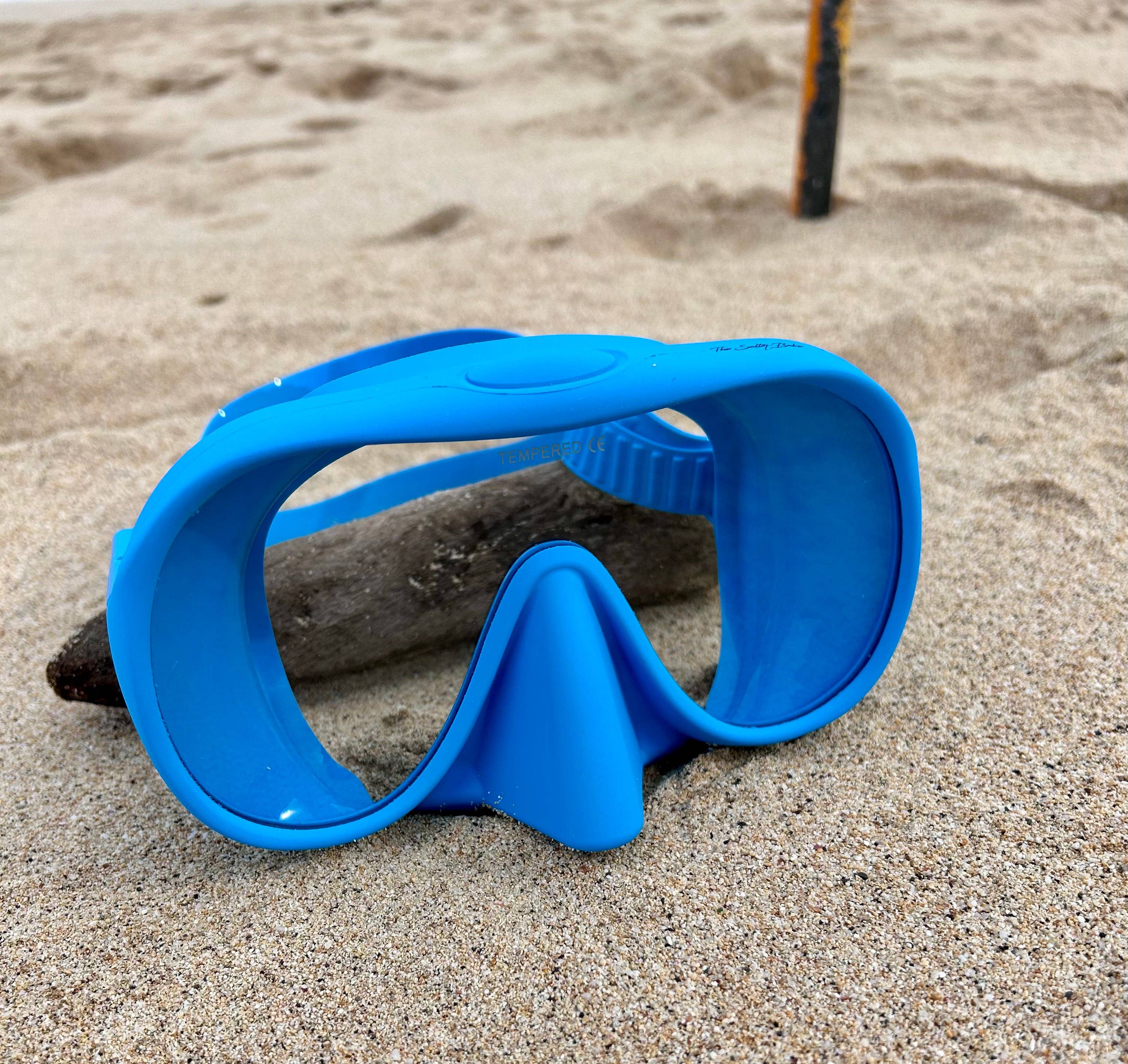 The Salty Babe - Wholesale Swim Goggles - Unisex - Looking Glass Dive Mask16