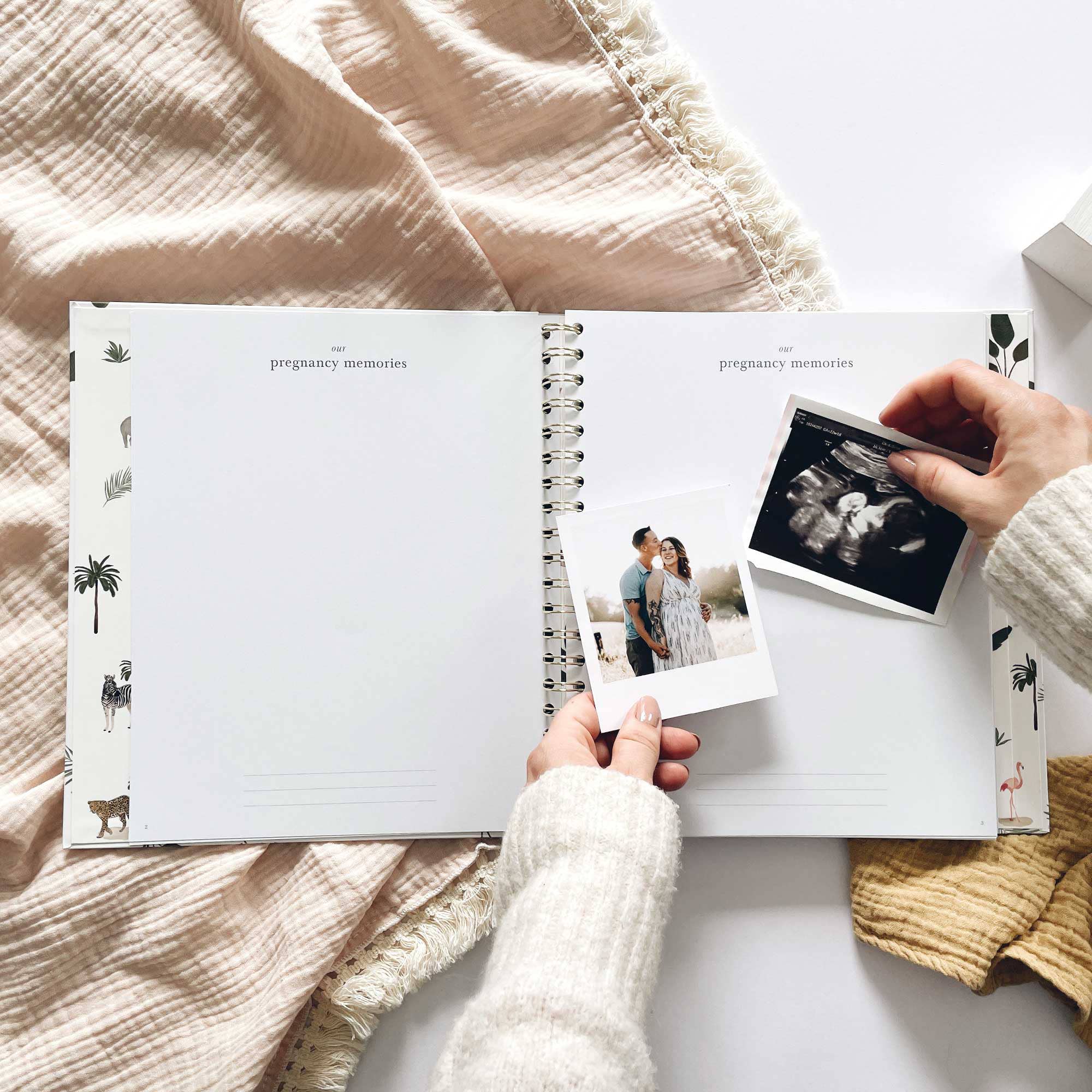 Blush And Gold – wholesale Memory book – Child & baby – My Baby Book (Jungle)  luxury gift for new parents + box16