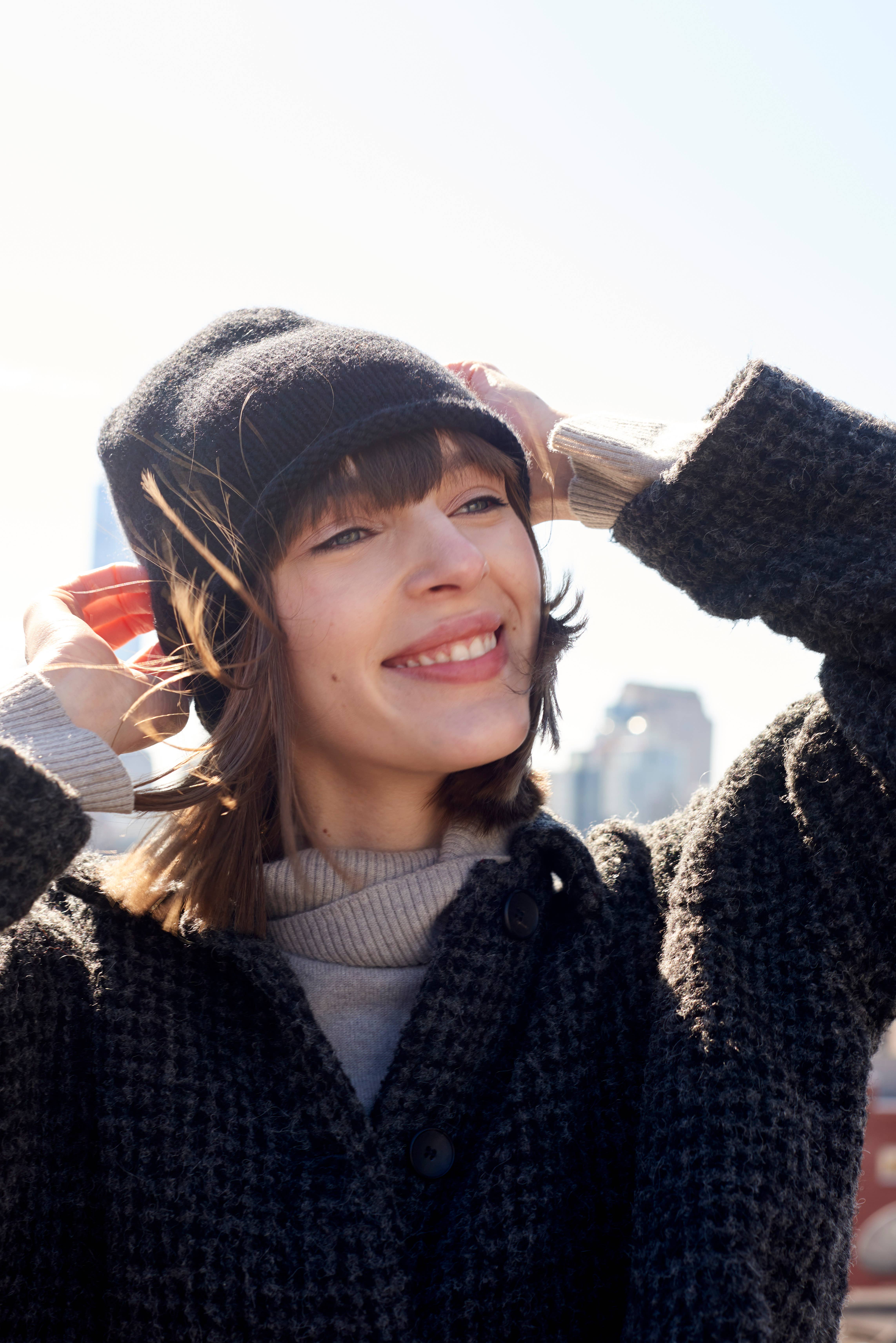 Crème Bonnet modèle hors service en cachemire en vente sur Faire4