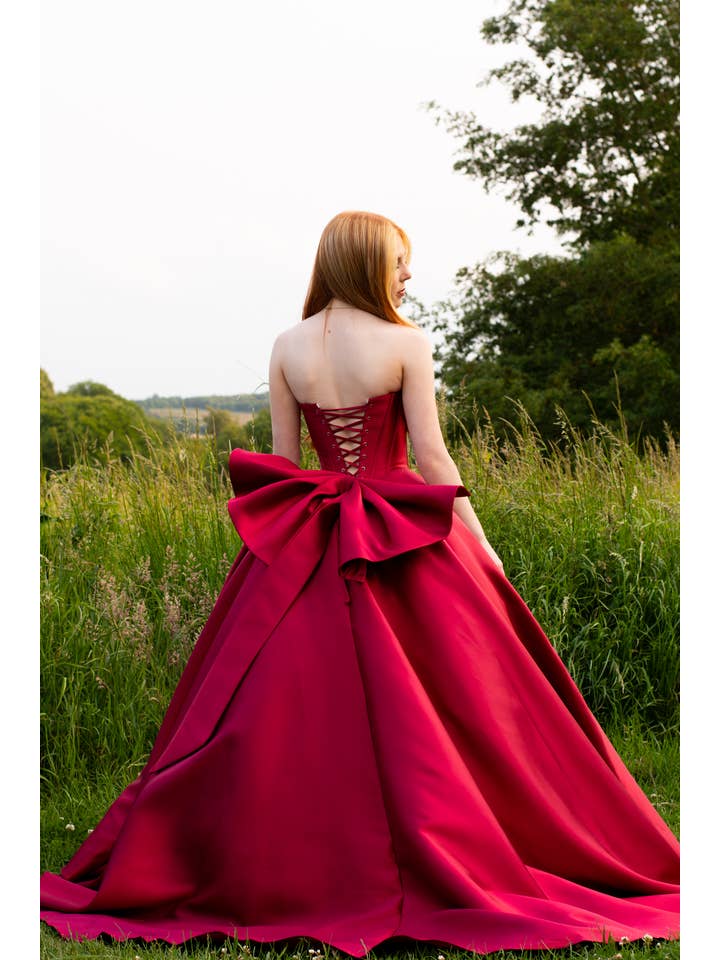 Erika Wine for wholesale on Faire1