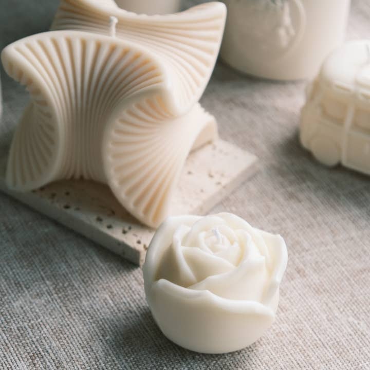 ECLAT DE L'AUBE - Wholesale Novelty candle - Decorative soy wax candle - Cubix1