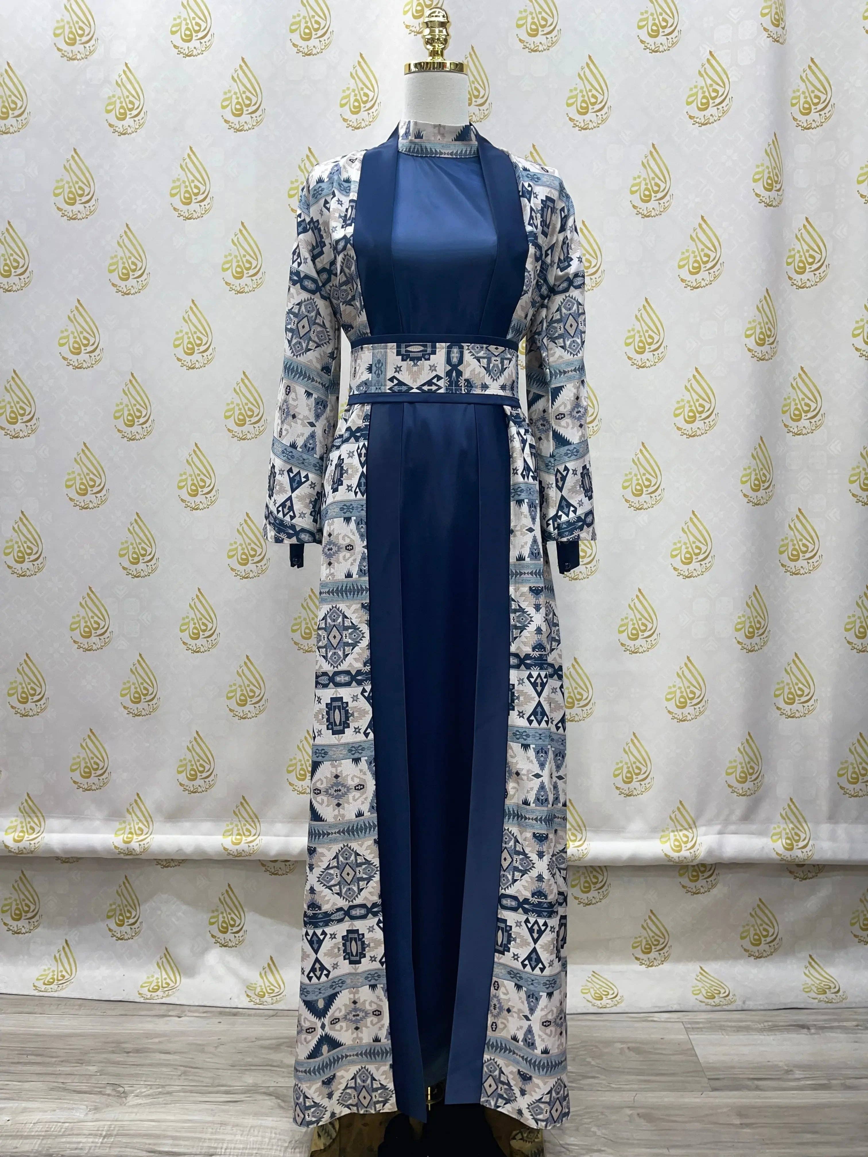 Palestinian Elegance - Wholesale Kaftan - Women's - Satin Silk Kaftan: Luxurious Comfort and Elegant Style10