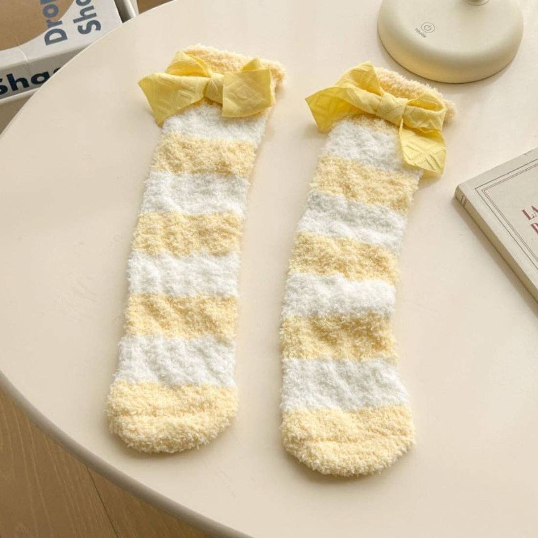 Funkyrel® Atzbranding Limited - Vendita all'ingrosso Calzini - Donna - Rufia - Calzini in Spugna a Righe Colorate con Fiocco5