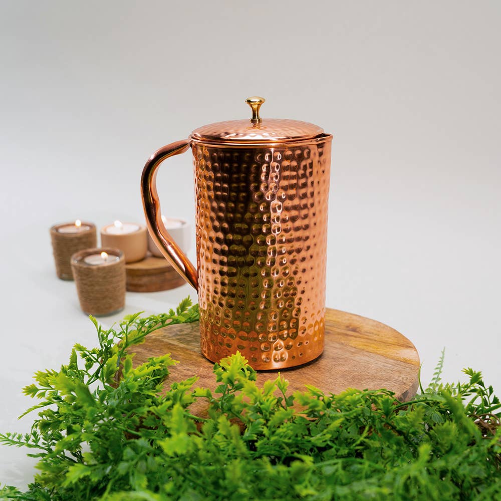 Ayurveda Specialist B.V. - Wholesale Drinking Glass/Cup - Pure Copper Jug Hammered B ±1.5 liters