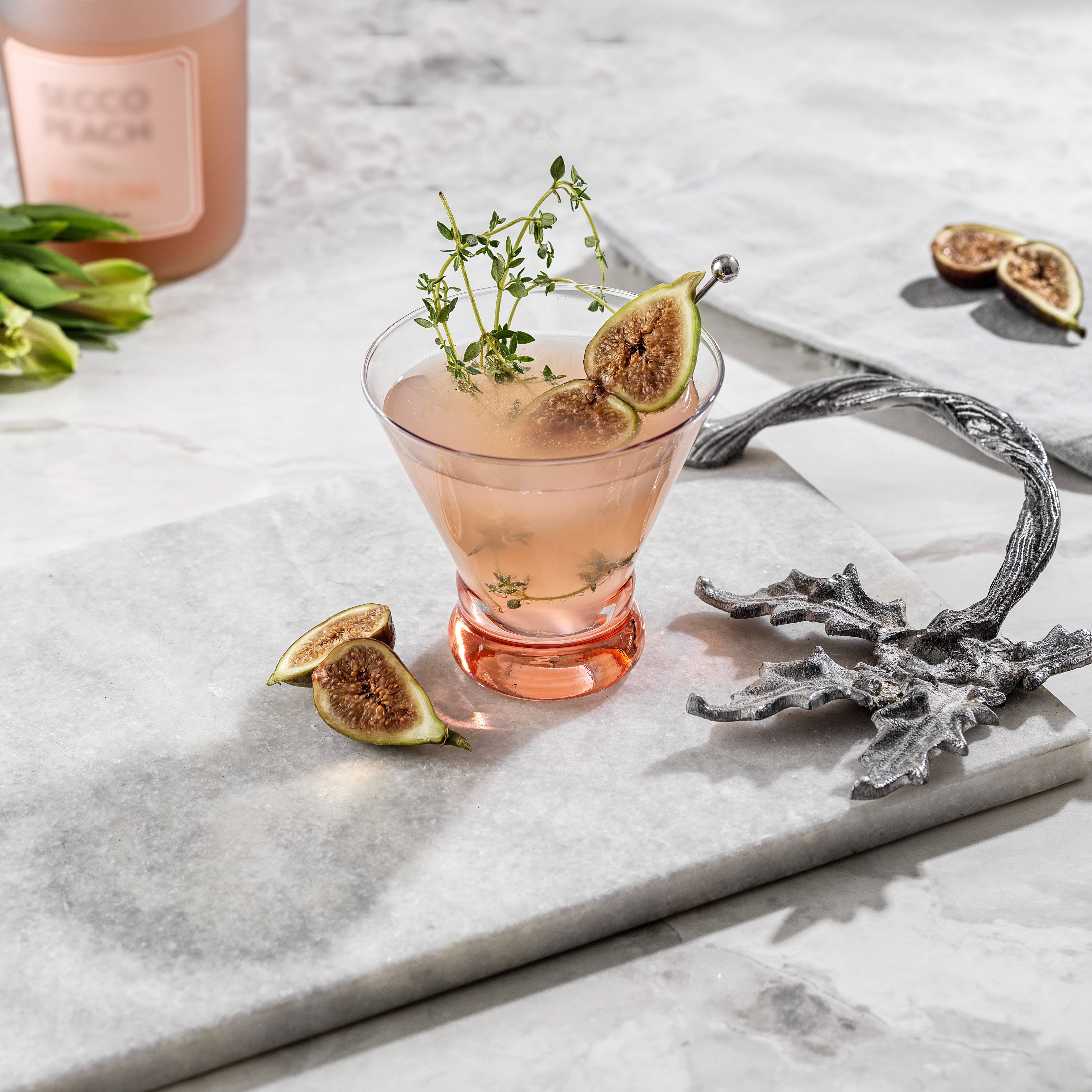 JoyJolt – wholesale Cocktail/liquor glass – Hue Colored Stemless Martini Glasses, Colorful Party Glasses4