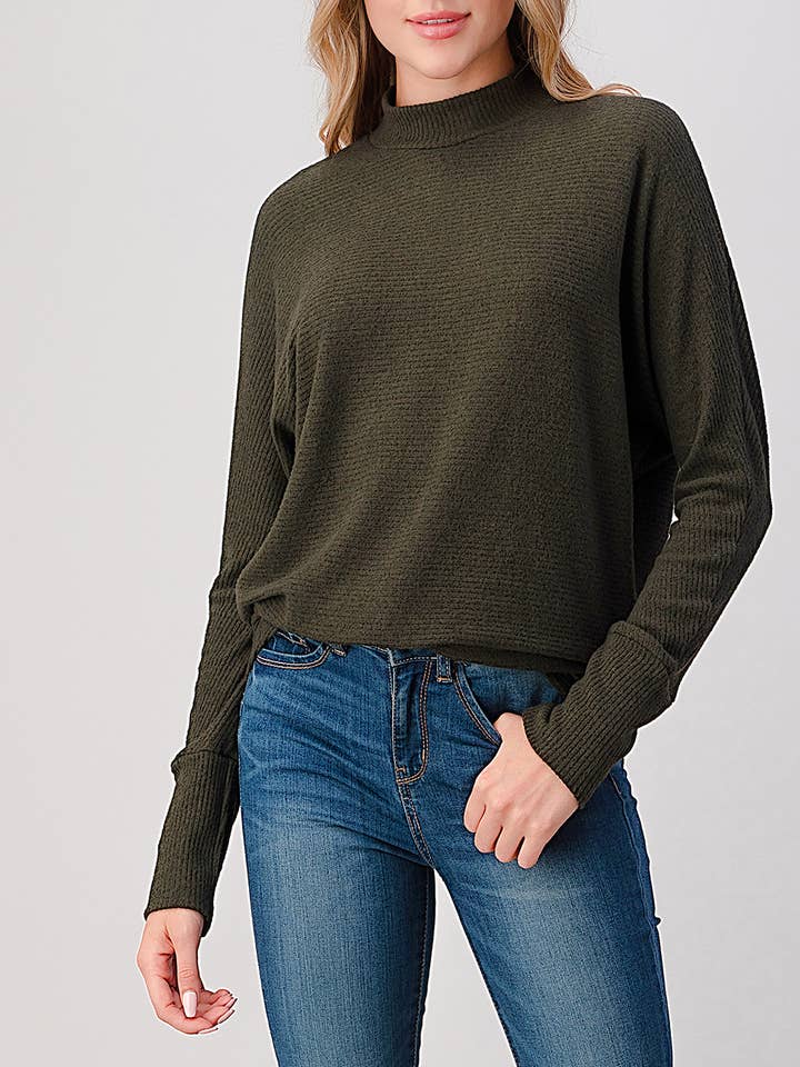 Haut en tricot côtelé à col montant et manches Dolman longues, T261 pour la vente par Heimious