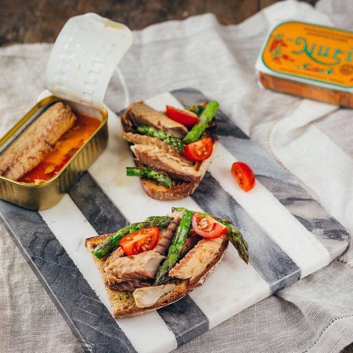 International Loft - Vente Poissons en conserve - Filets de maquereau Nuri à l'huile d'olive épicée3